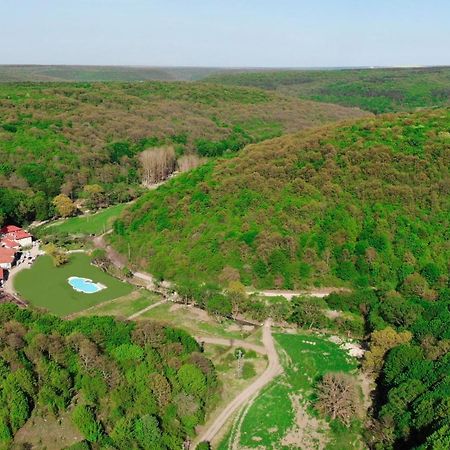 מלון וארנה Eco Complex Izvori מראה חיצוני תמונה